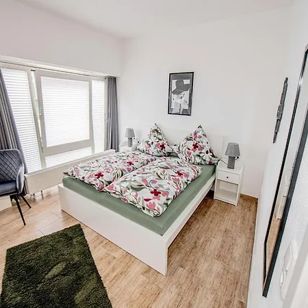 Apartment Seidenglanz *